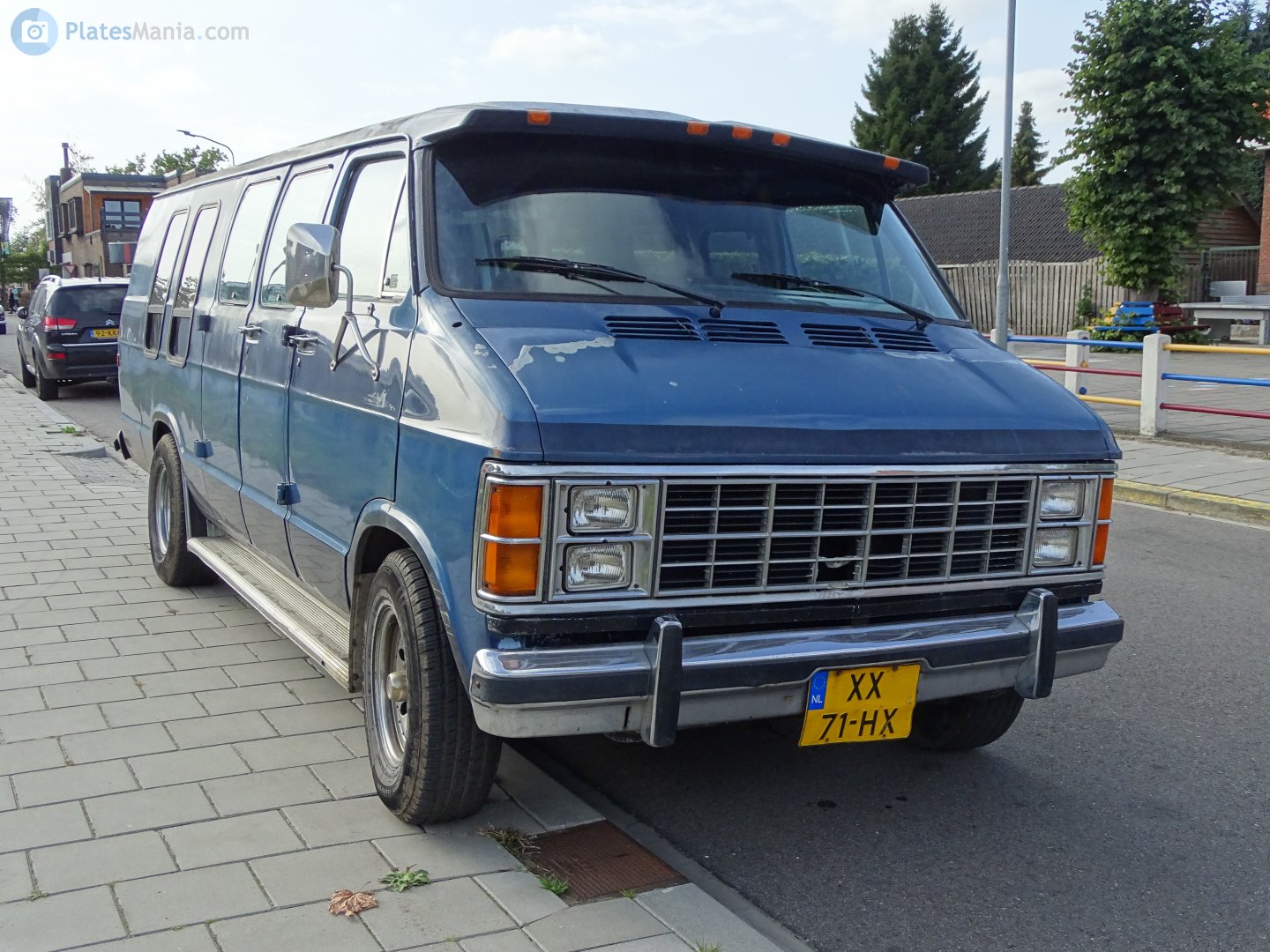 XX-71-HX, Dodge B-Series 