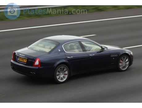 83-HNZ-9, Maserati Quattroporte