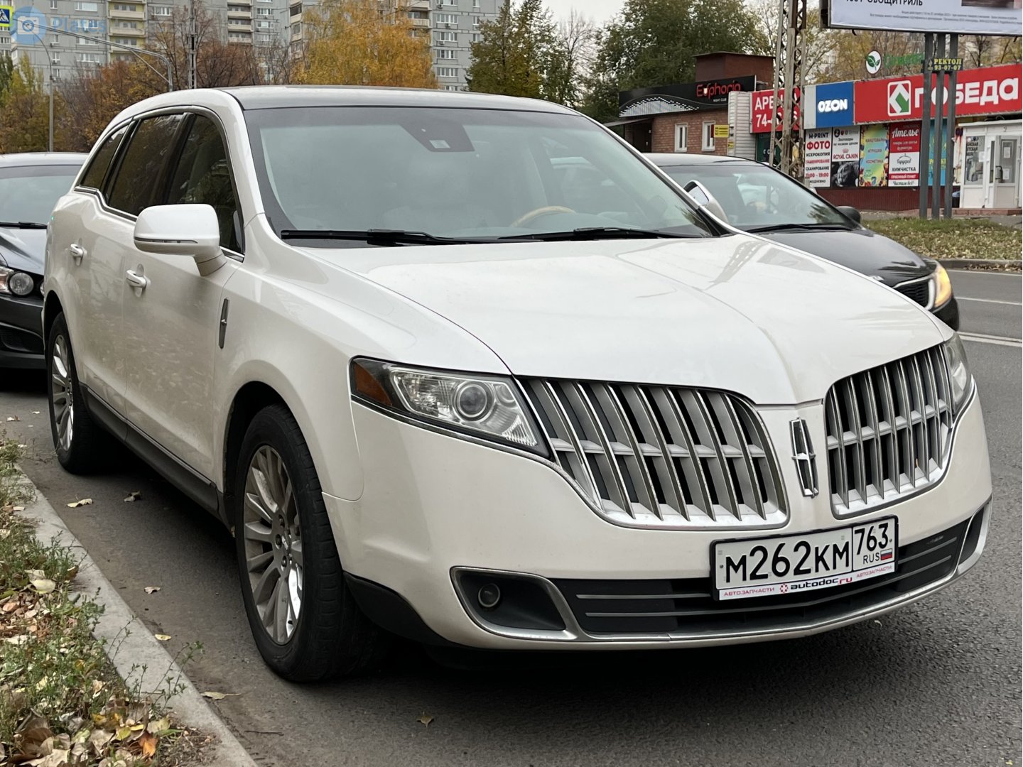 м 262 км 763, Lincoln MKT 1st gen (D472), 2009–2019