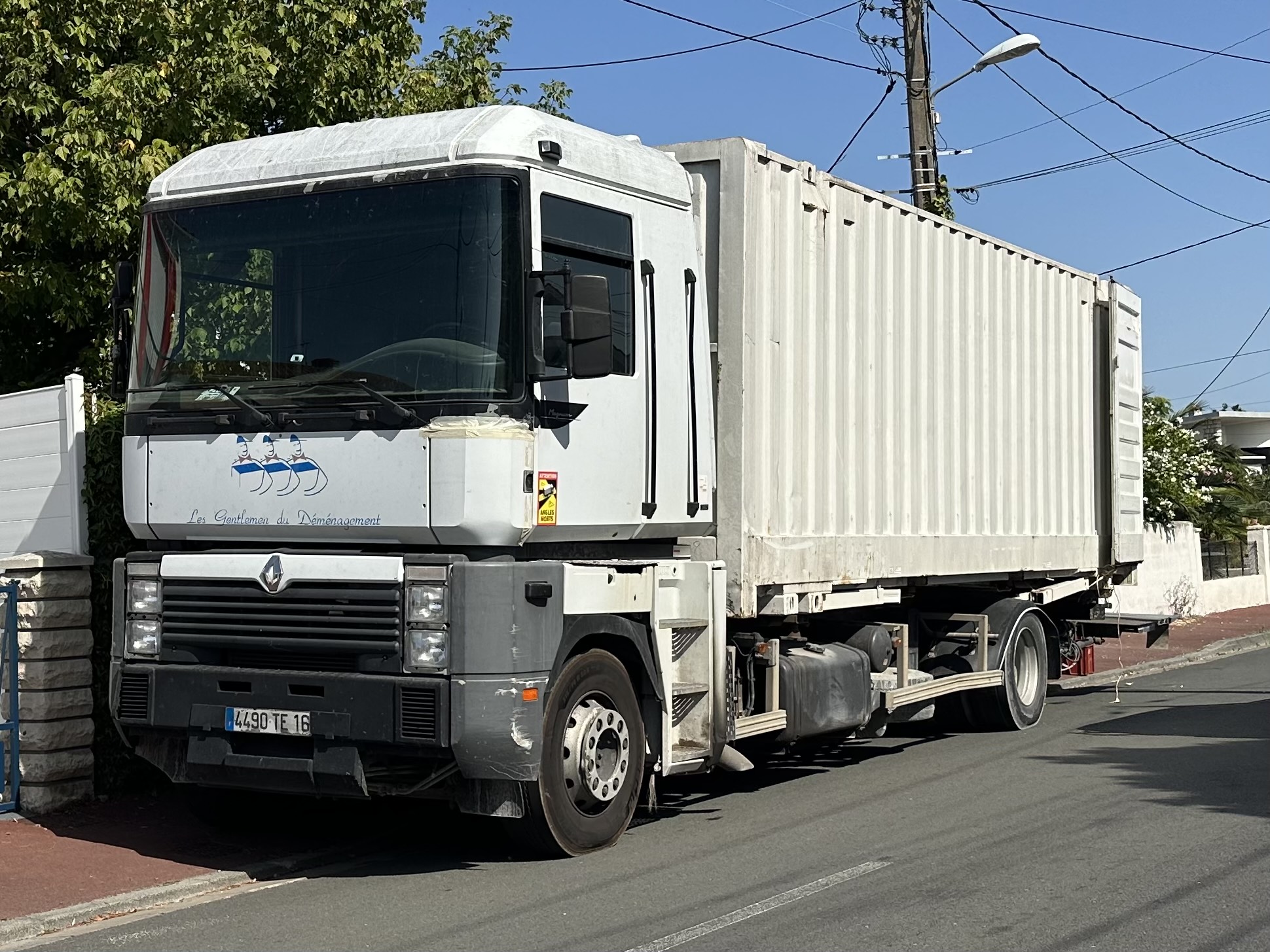 4990 TE 16, Renault Magnum 1st gen (AE) and 2nd gen, 1990–2001