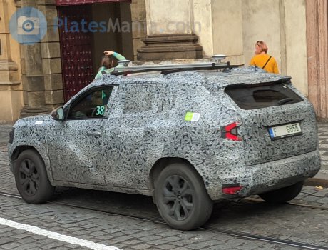 F 6855, Dacia Duster
