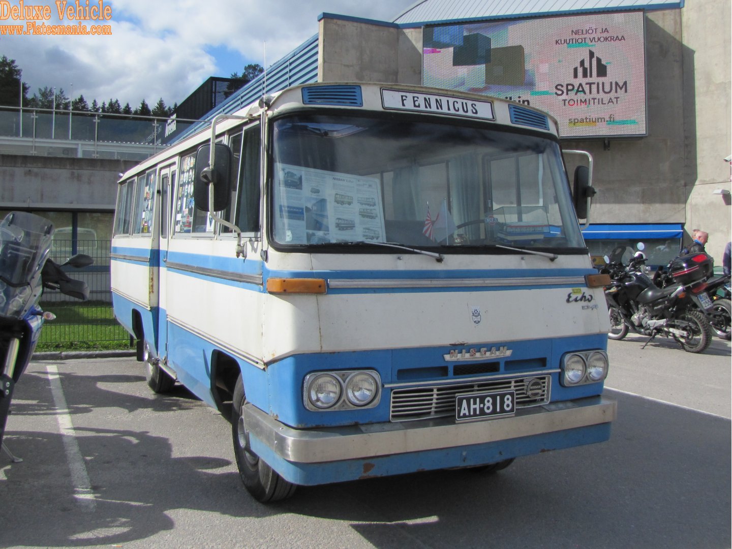 AH-818, Nissan Civilian 1st gen Echo/Civilian (GC240), 1966–1976