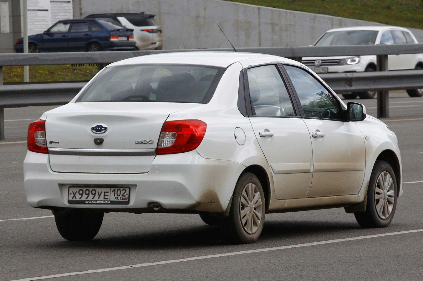 х 999 уе 102, Datsun on-DO 1st gen (BD0; CIS-market), 2014–2019