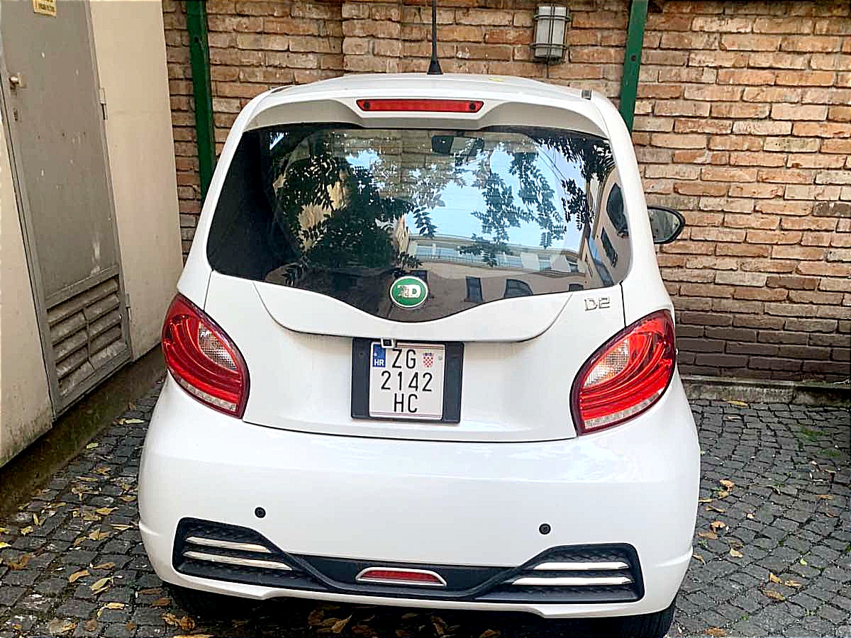 ZG 2142-HC, ZD (ZhiDou) D2 1st gen D2, 2015–2020