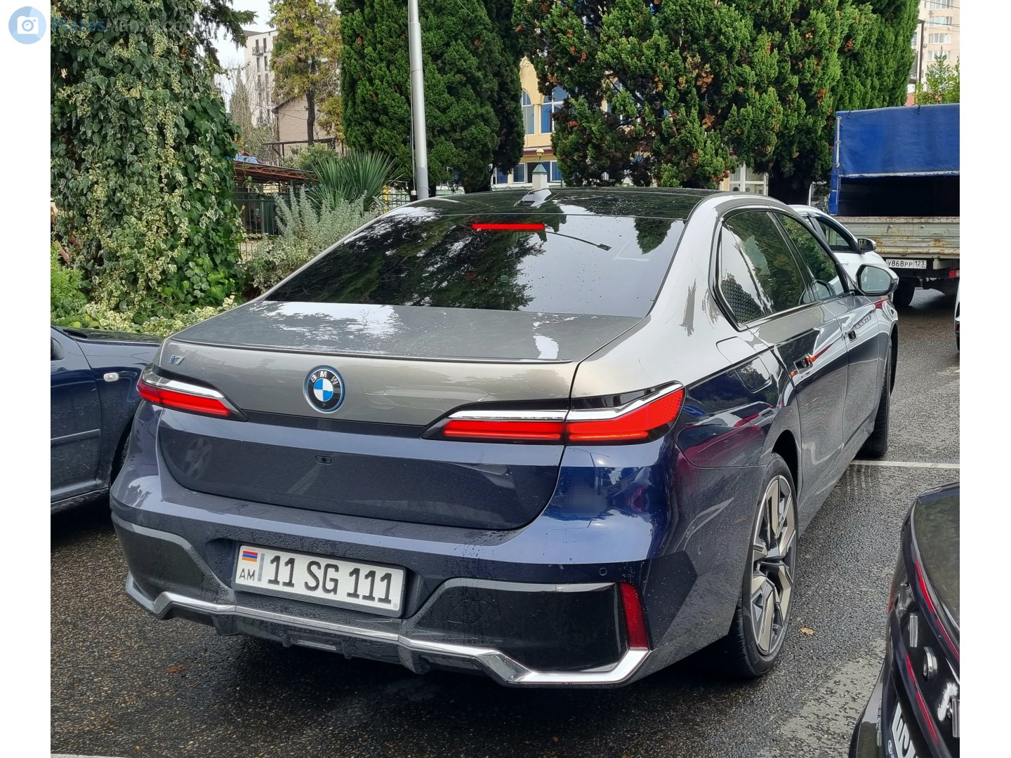 11 SG 111, BMW i7 1st gen (G70), 2022–