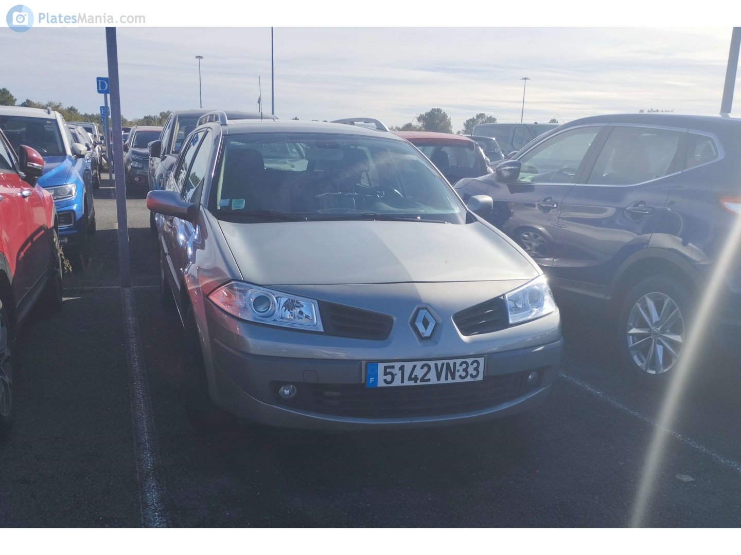 5142 VN 33, Renault Mégane 2nd gen 5-door Hatch (B84), 2002–2009