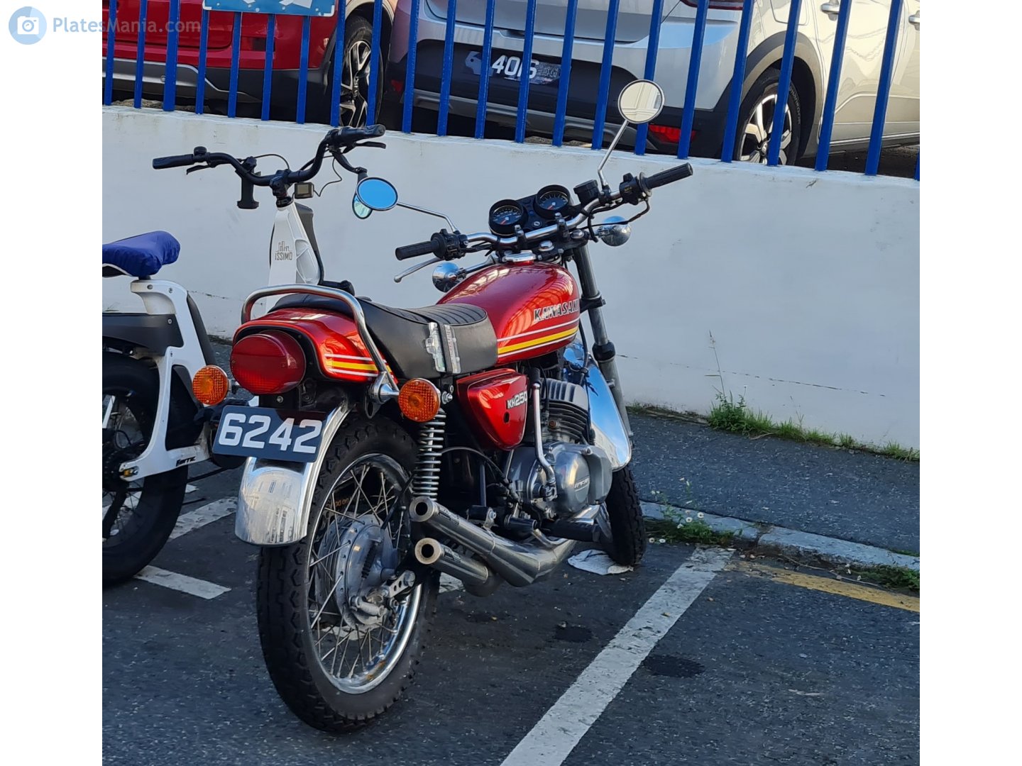 6242, Kawasaki KH Series 