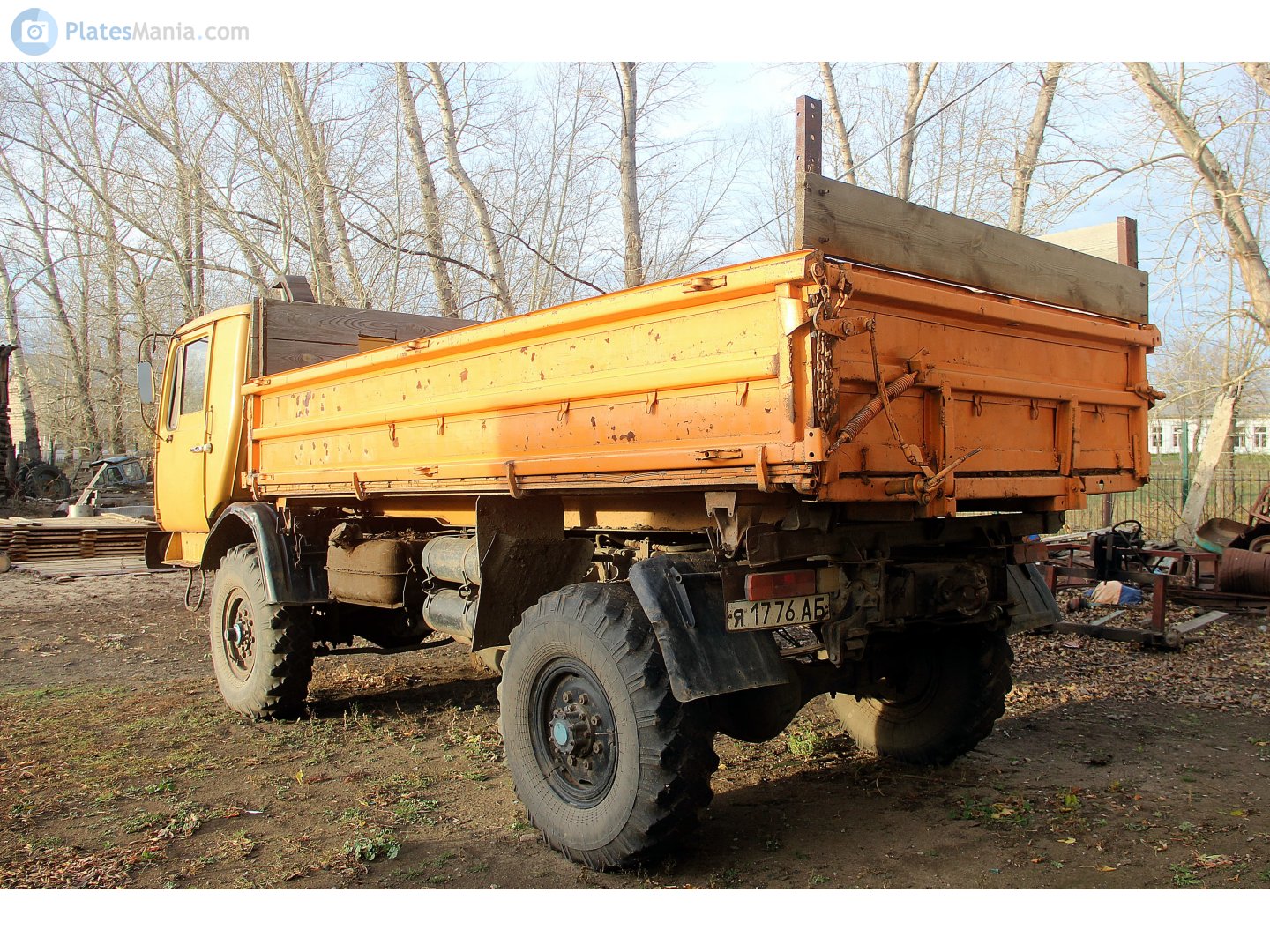 я 1776 АБ, KAZ 4540 