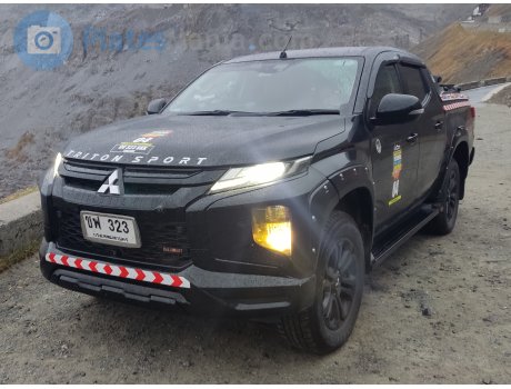 ชฟ 323, Mitsubishi Triton