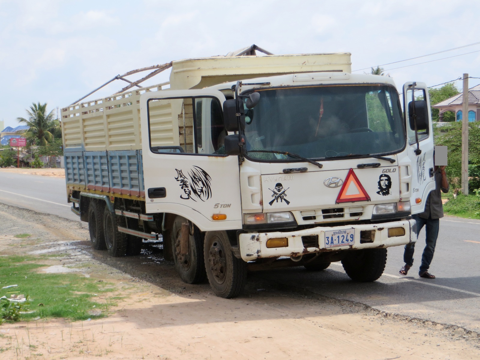 3A-1249, Hyundai Super Truck 