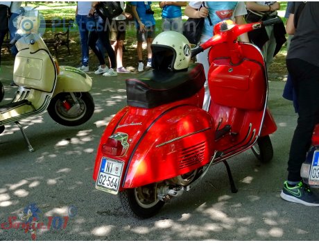 NI 02-564, Vespa 180 SS
