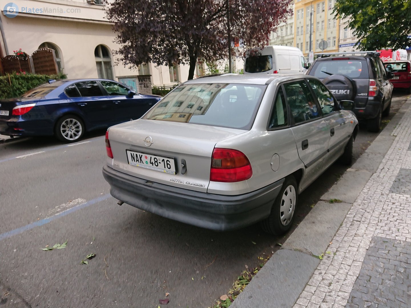 NAK 48-16, Opel Astra 1st gen Sedan (F; T92), 1992–1998 (–2002 for Eastern Europe)