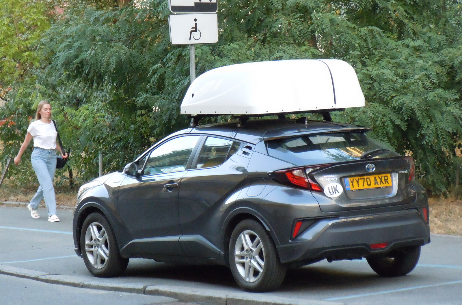 YY70AXR, Toyota C-HR 1st gen (AX10/AX50), 2016–2023