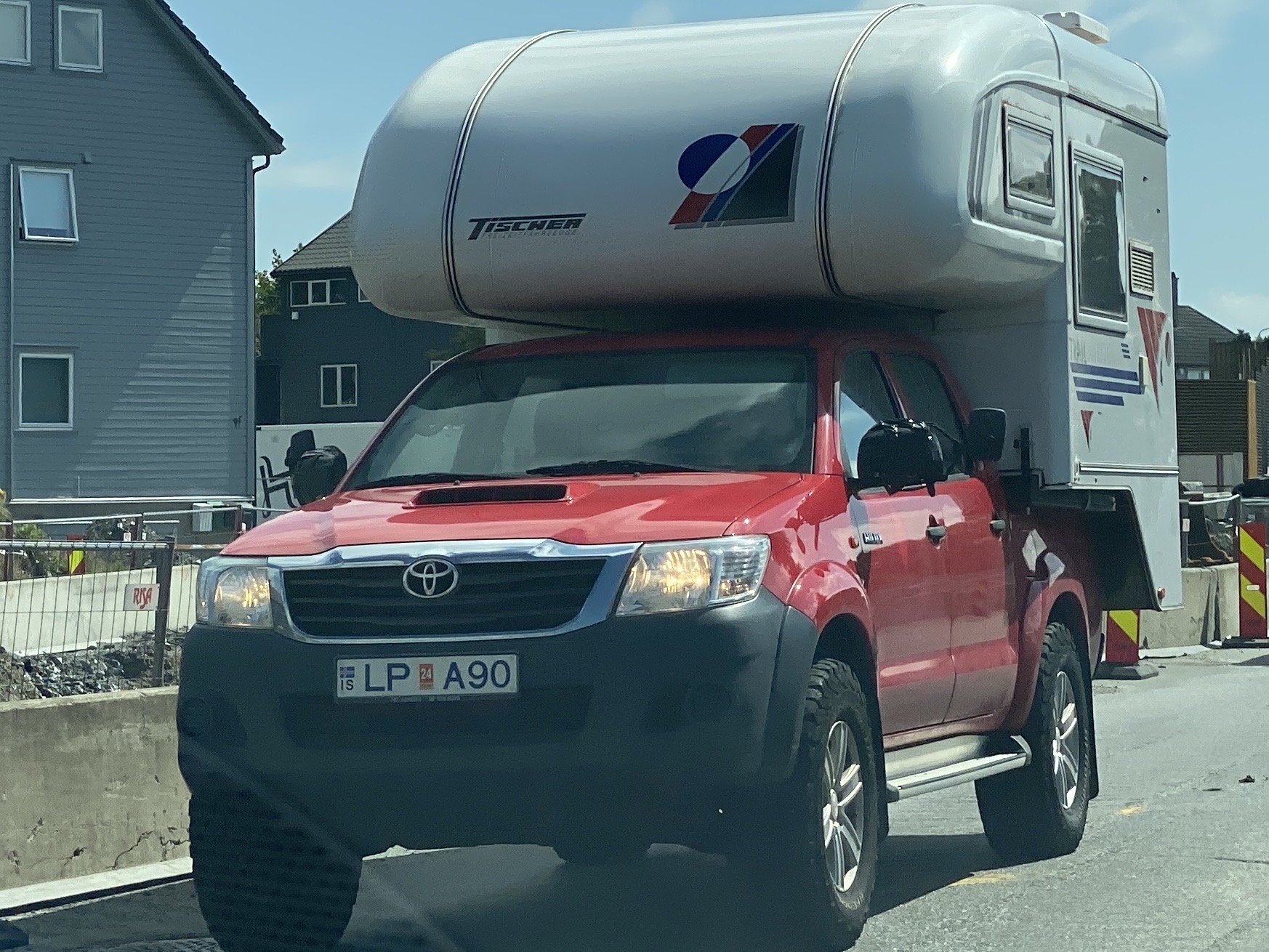 LP A90, Tischer Trail/Box 