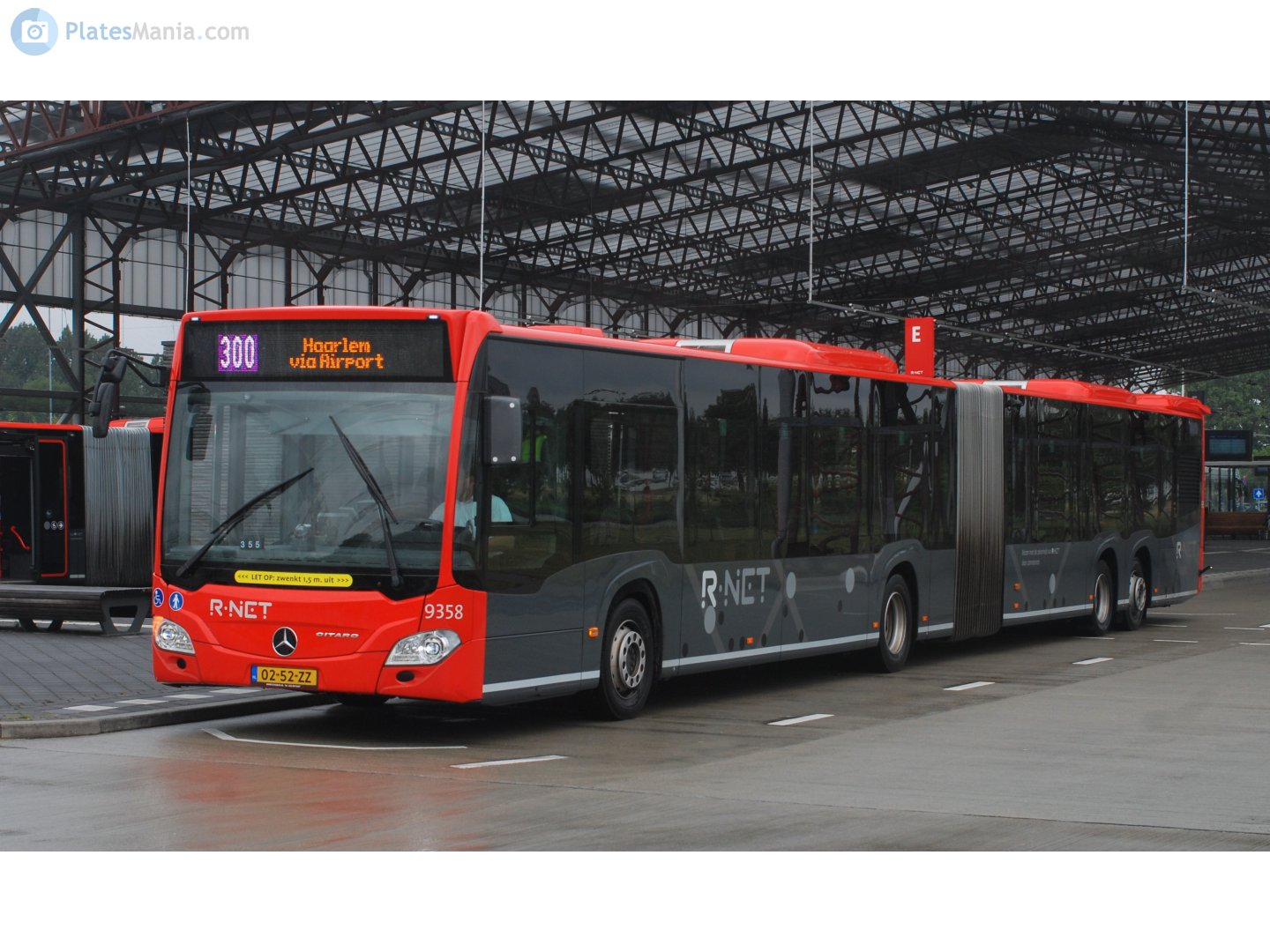 02-52-ZZ, Mercedes-Benz CapaCity 