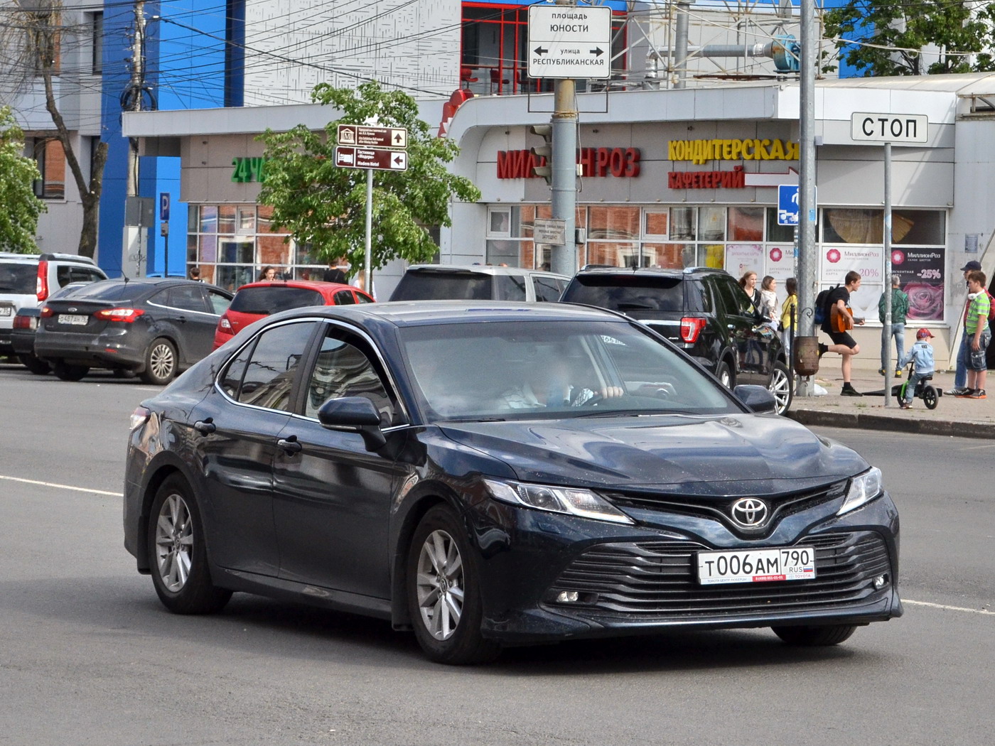 т 006 ам 790, Toyota Camry 8th gen (XV70), 2017–
