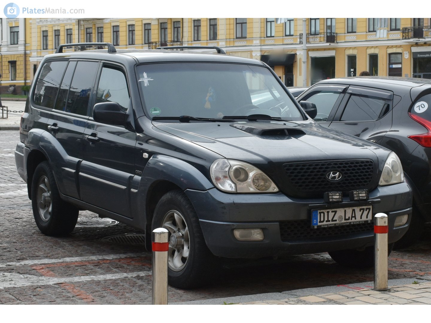 DIZ LA 77, Hyundai Terracan 1st gen (HP), 2001–2007