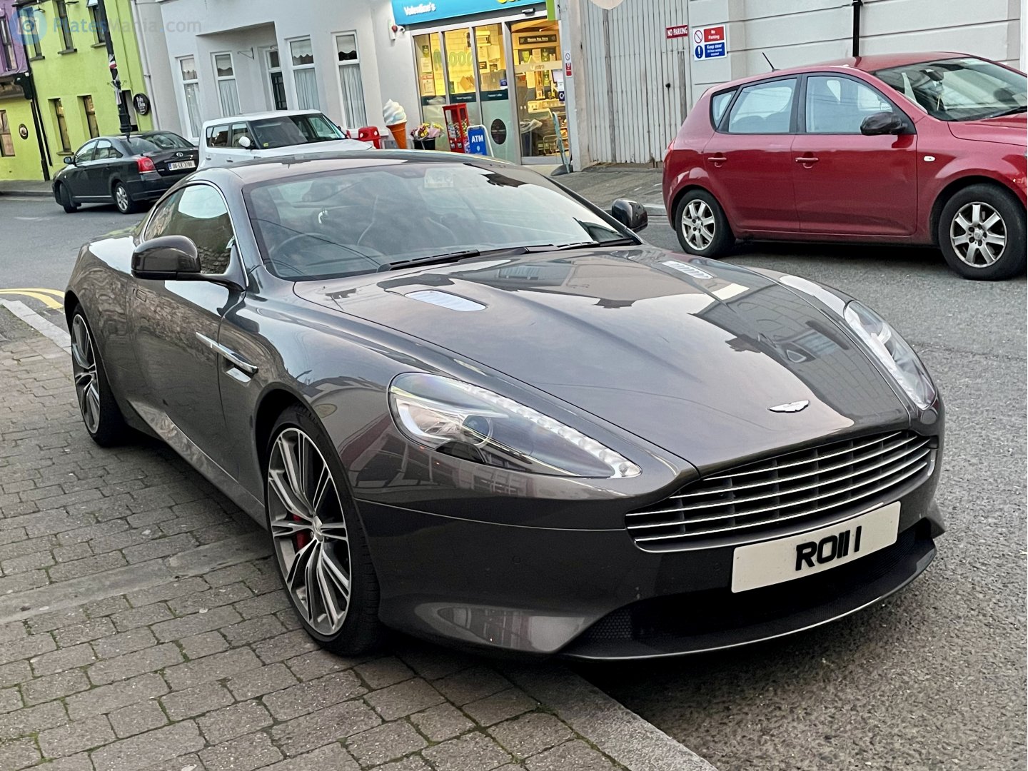 ROI11, Aston Martin DB9 Coupé (VH300), facelift, 2012–2016