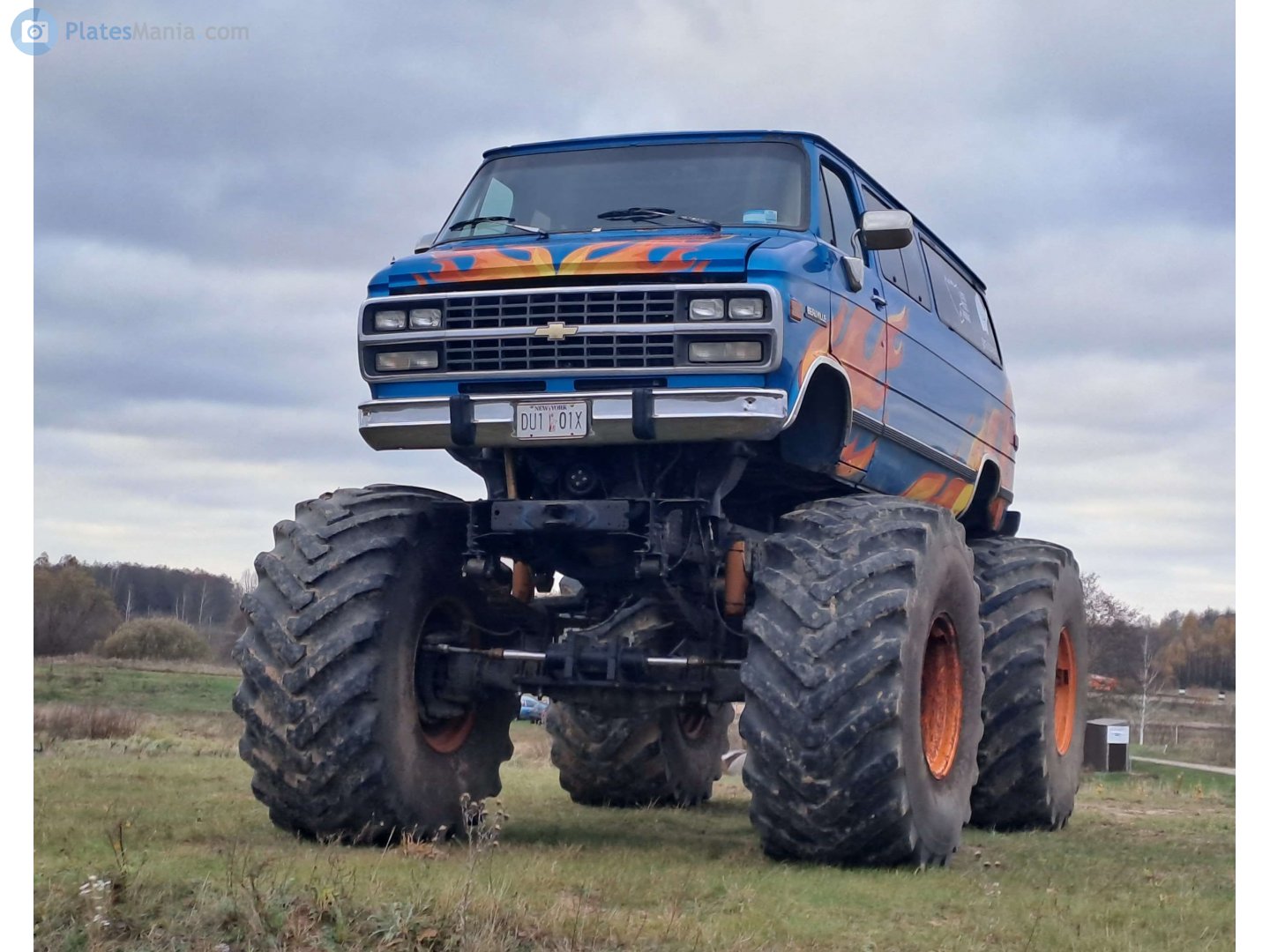 DU1 01X, License plate without vehicle 