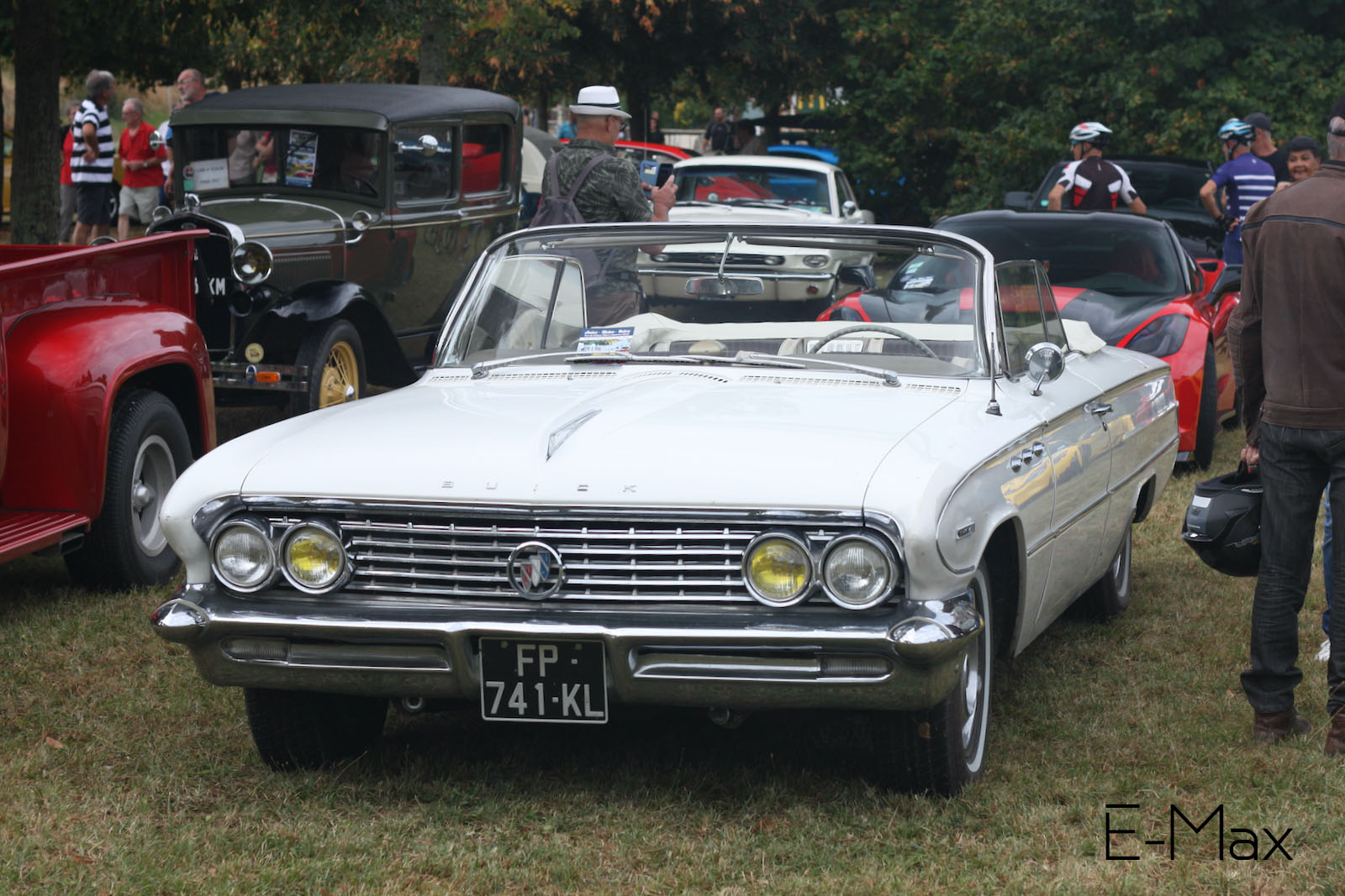FP-741-KL, Buick LeSabre 2nd gen 1961 Convertible (4467; B-body), 1960–1961