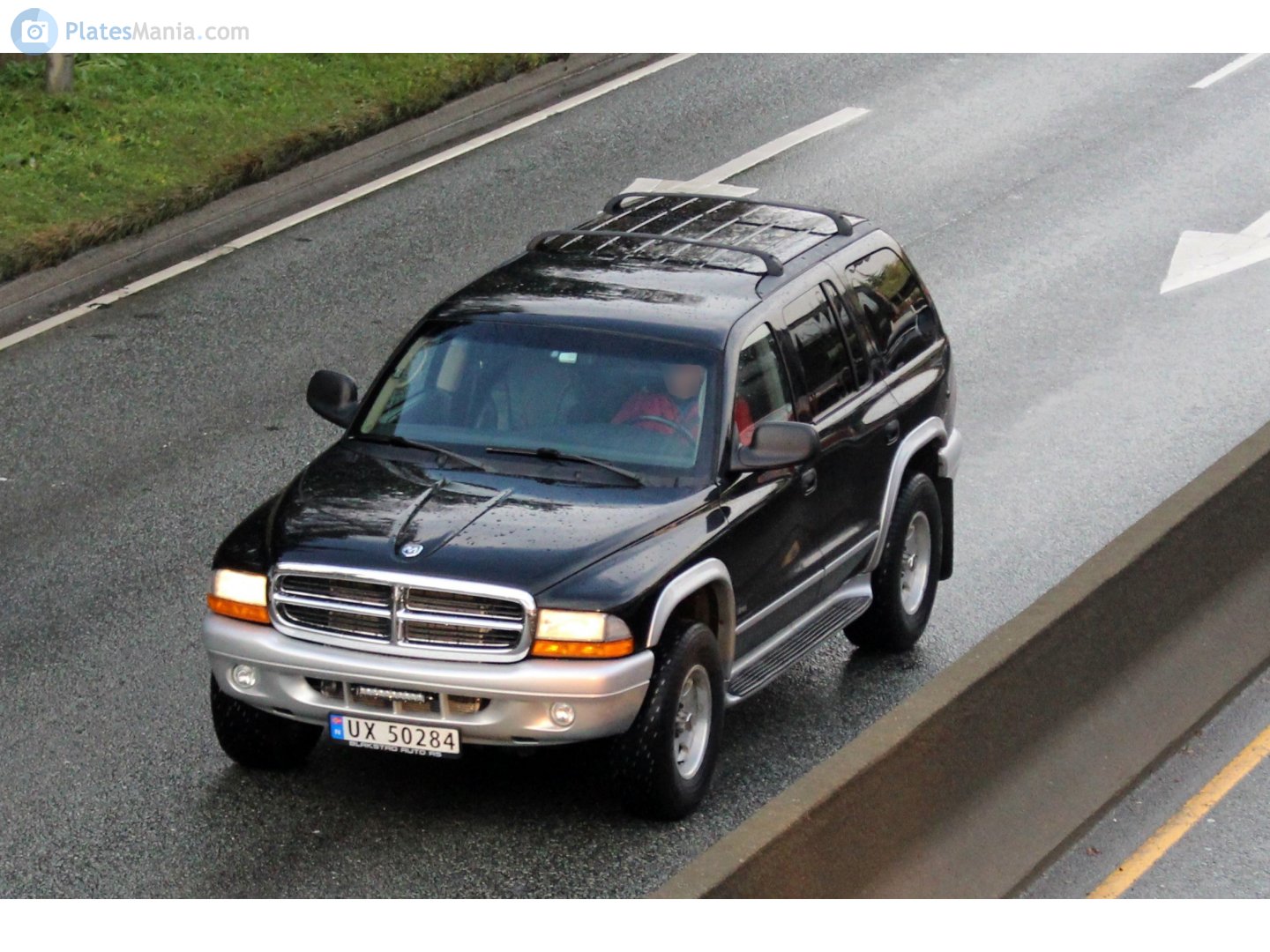 UX 50284, Dodge Durango 1st gen (DN), 1997–2003