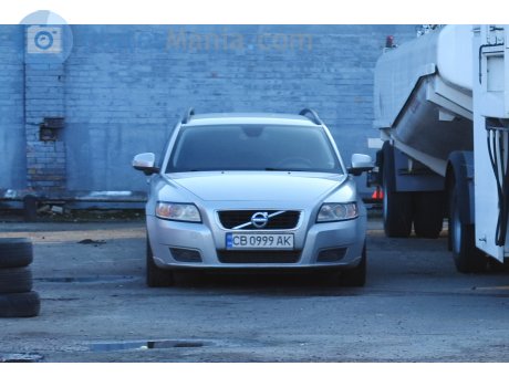 CB 0999 AK, Volvo V50