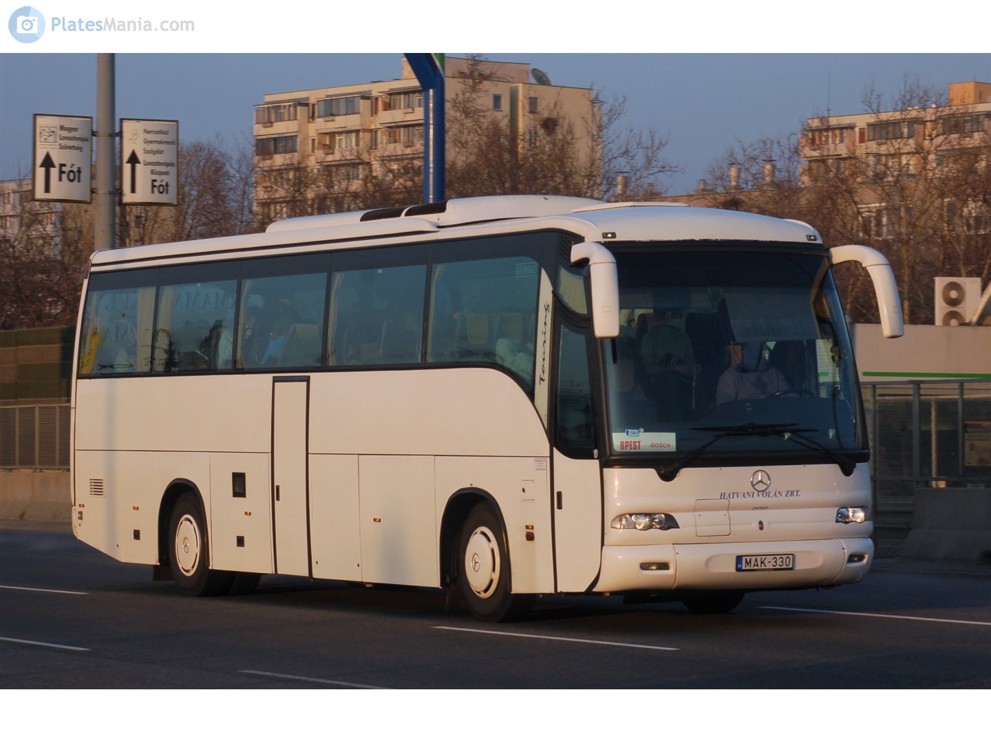 MAK-330, Noge Touring Star 