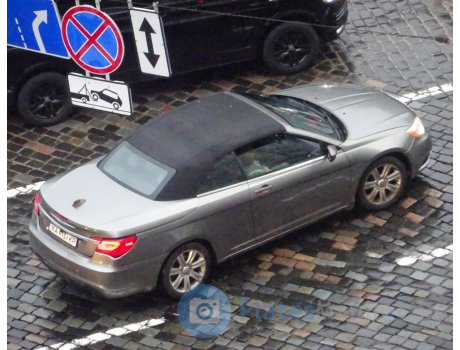 KA 4137 KP, Chrysler 200