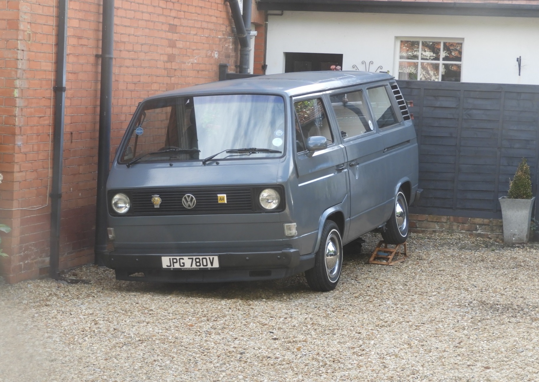 JPG780V, Volkswagen Transporter 3rd gen Van (T3), 1979–1992