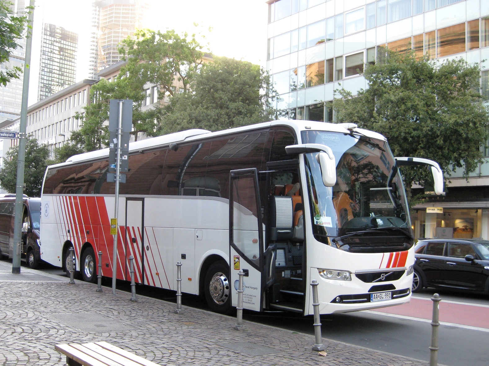AA GL-991, Volvo 9900 3rd gen 2013–2018