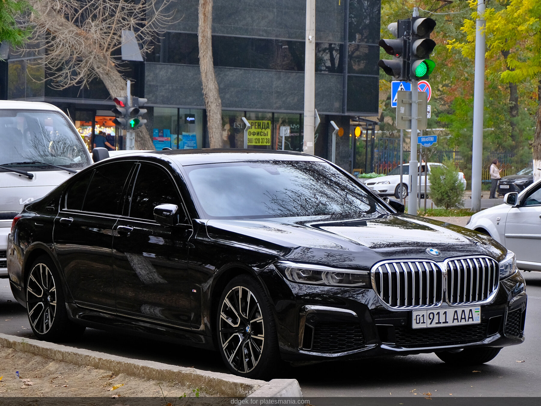 01 911 AAA, BMW 7 Series 6th gen (G11/G12), facelift, 2019–2022