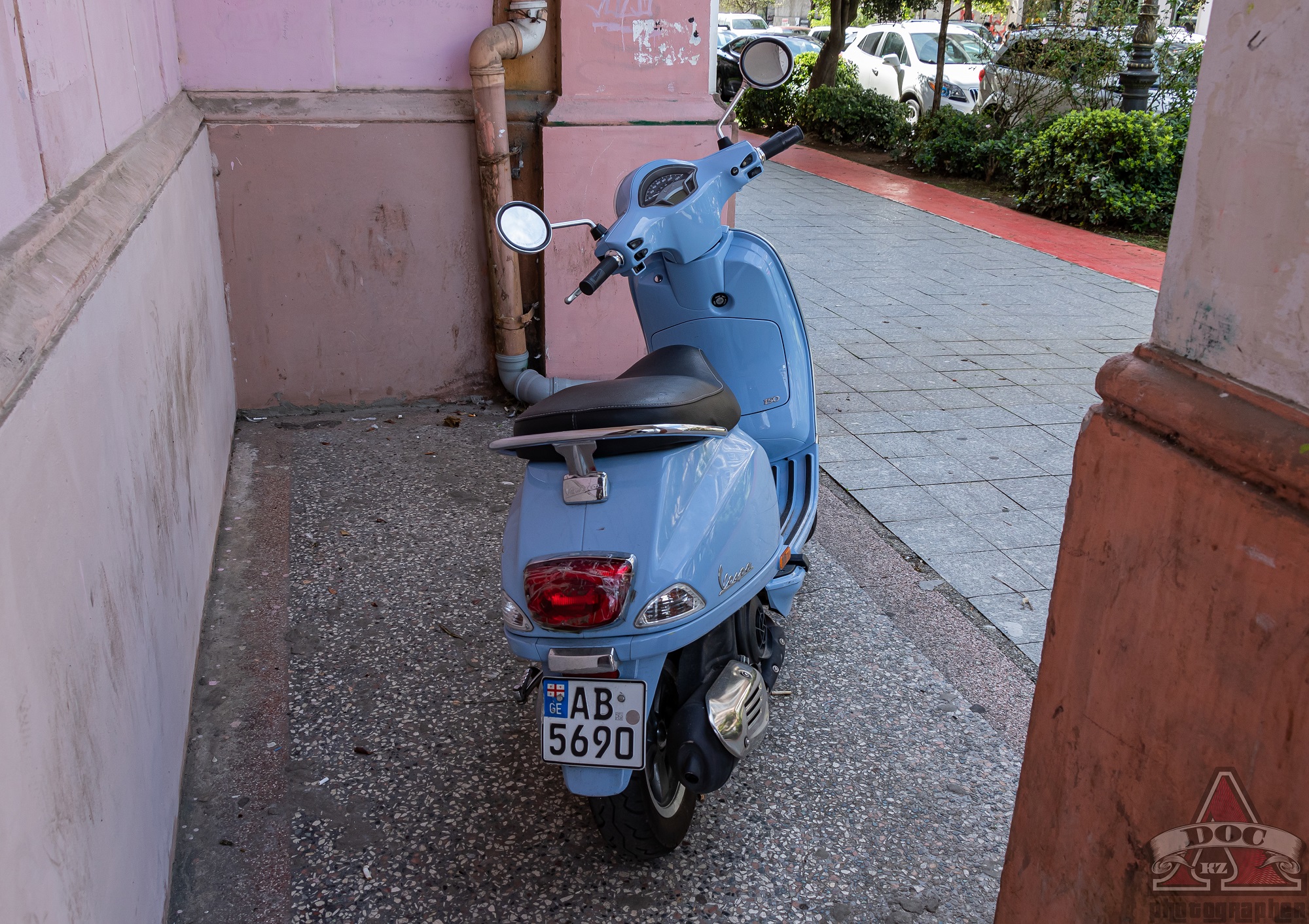 AB 5690, Vespa LX 