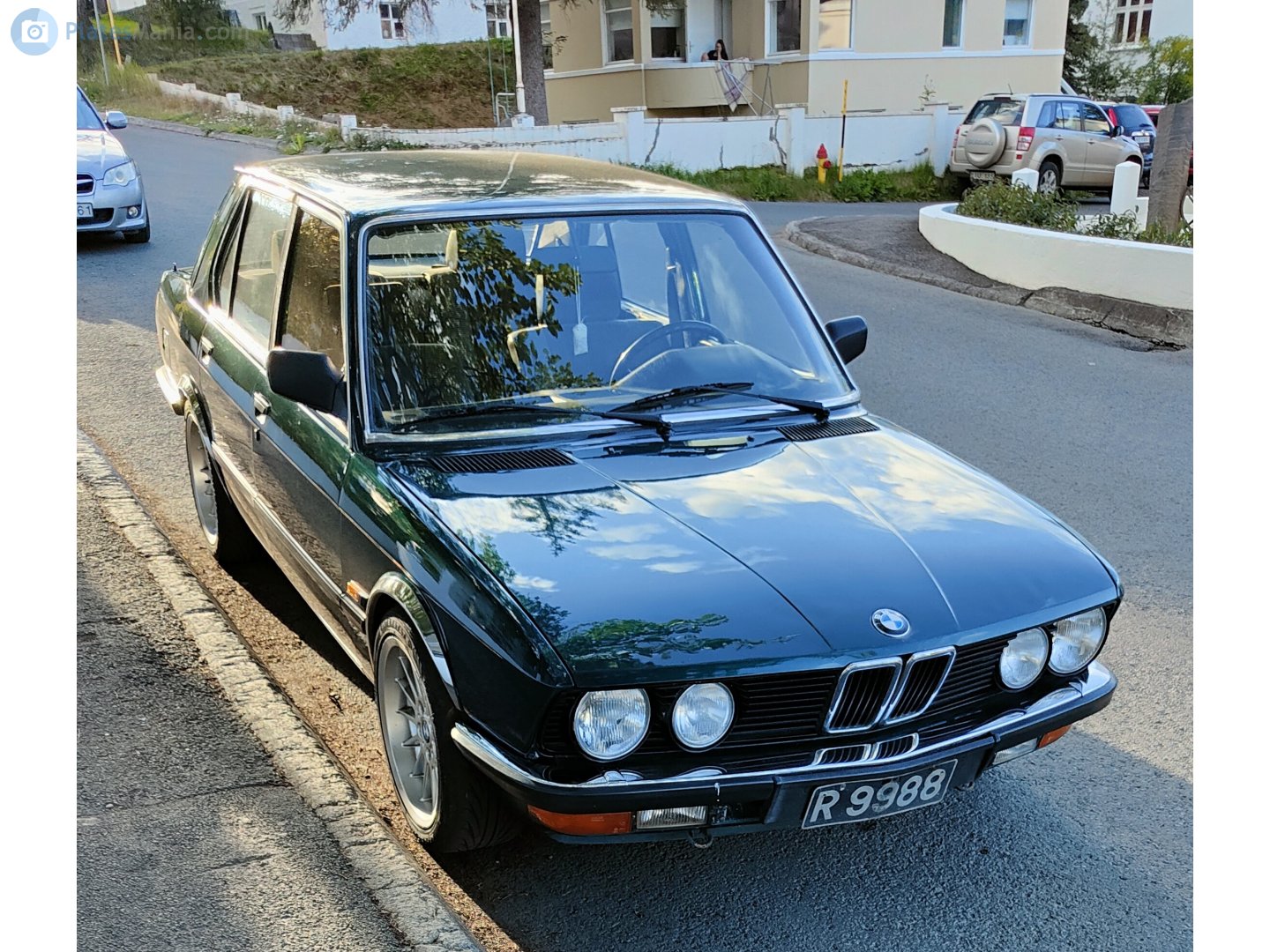R 9988, BMW 5 Series 2nd gen (E28), 1981–1988