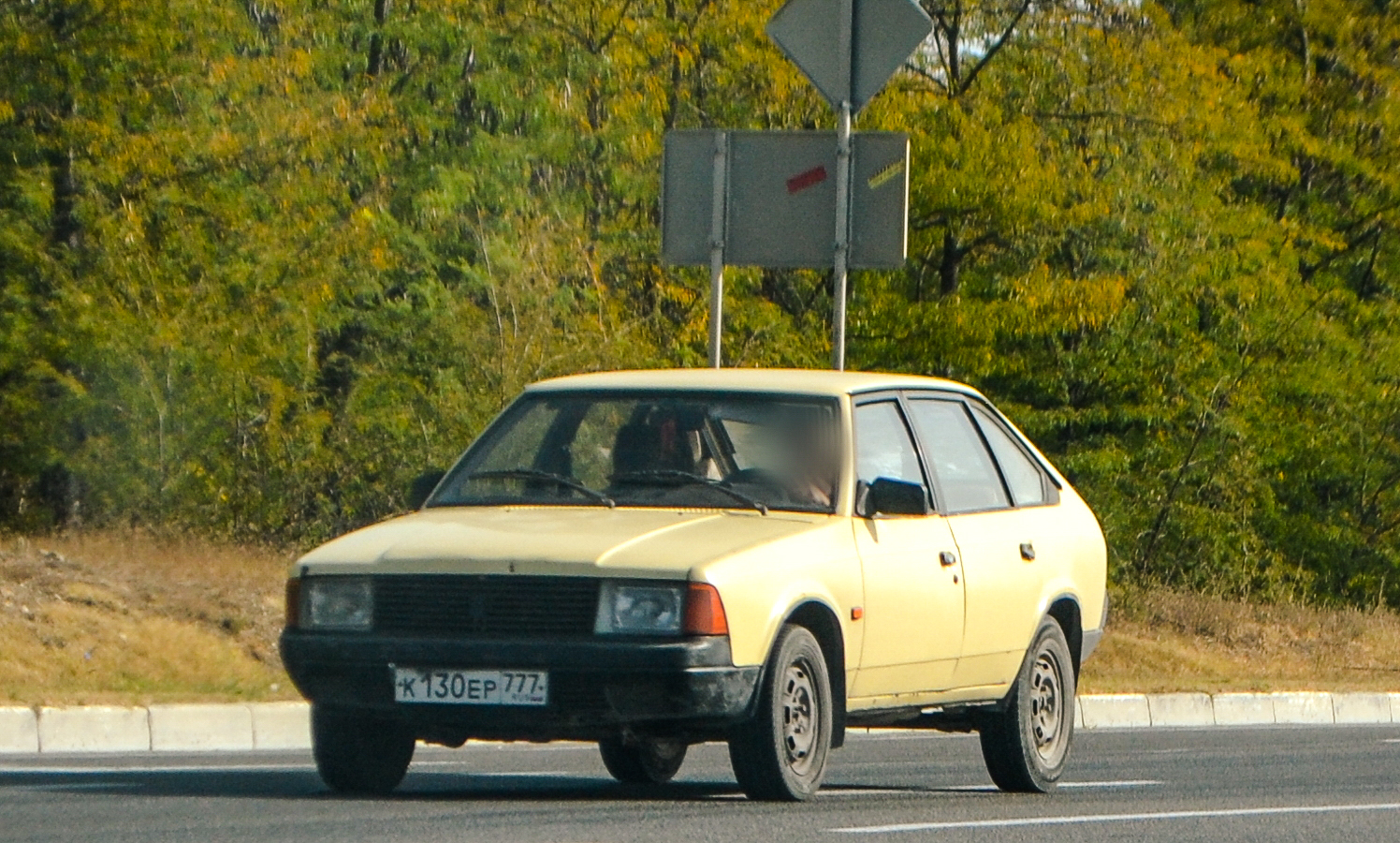 к 130 ер 777, Moskvich (AZLK) 2141 2141, 1986­–1998