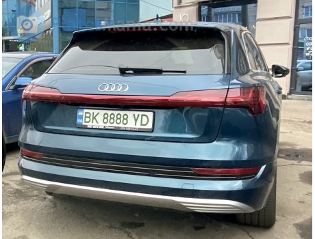 BK 8888 YD, Audi e-tron