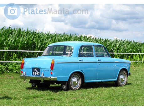 DZ-95-87, Datsun Bluebird