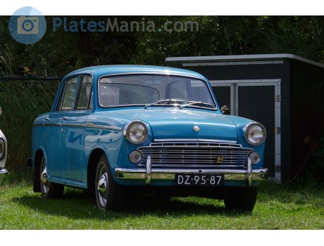 DZ-95-87, Datsun Bluebird