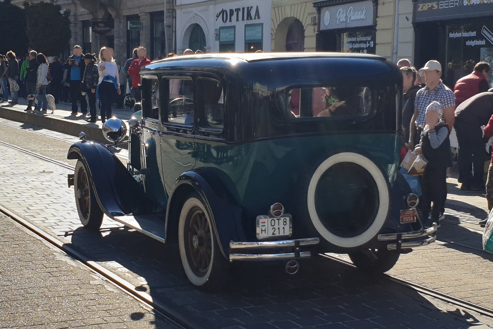 OT 82-11, Dodge Six Series 