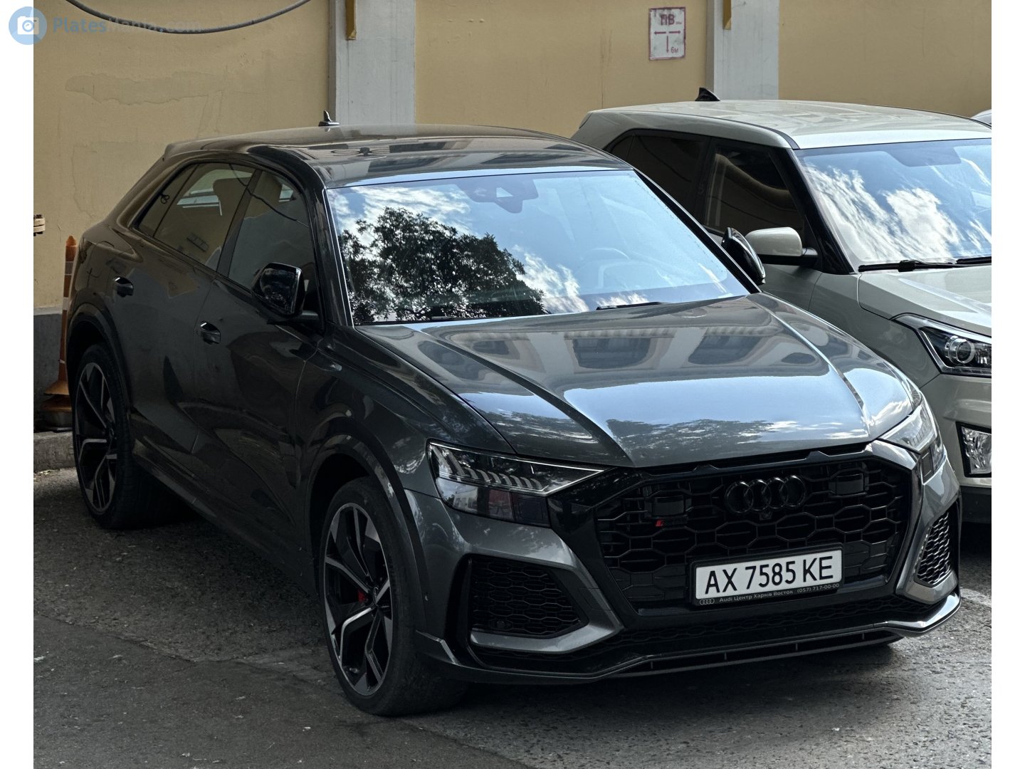 AX 7585 KE, Audi RS Q8 1st gen (4MN), 2020–2024