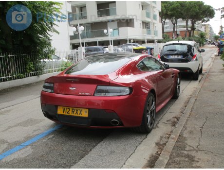 V12 RXX, Aston Martin V12 Vantage