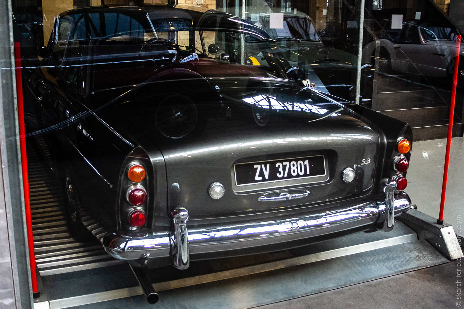 ZV 37801, Bentley S1/S2/S3 S3 Continental 2-door Saloon by Mulliner Park Ward, 1962