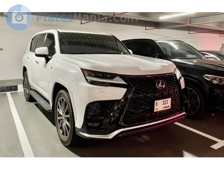 B 121, Lexus LX