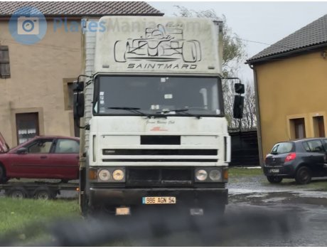 986 AGN 54, DAF 1900