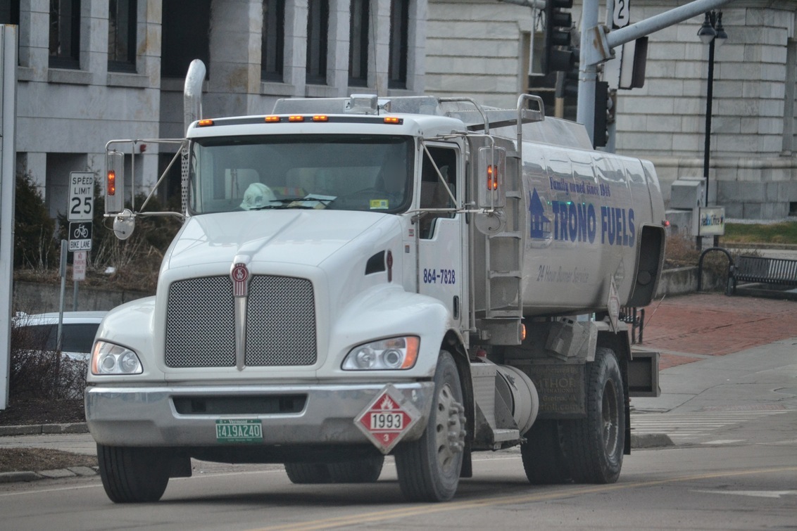 419A240, Kenworth T370 