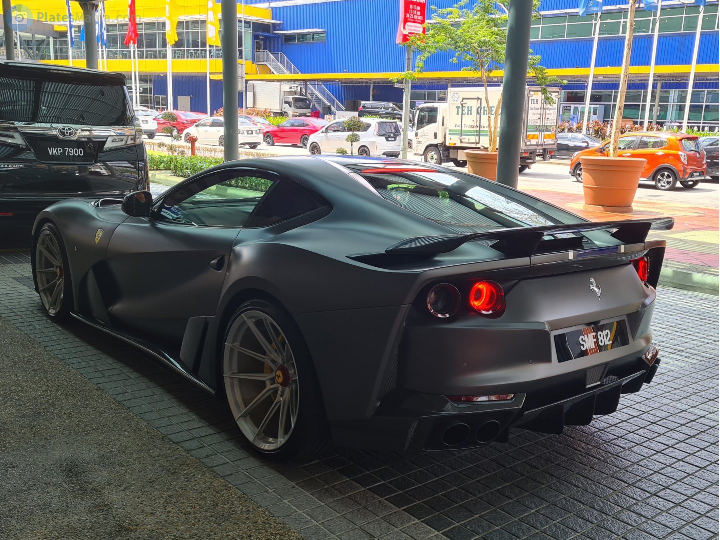 SMF 812, Ferrari 812 1st gen Superfast (F152) 2017–2021