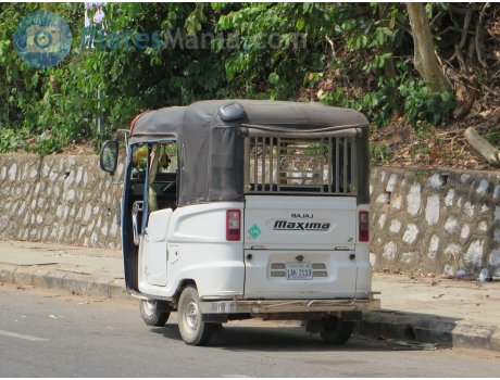 1AK-2119, Bajaj Maxima