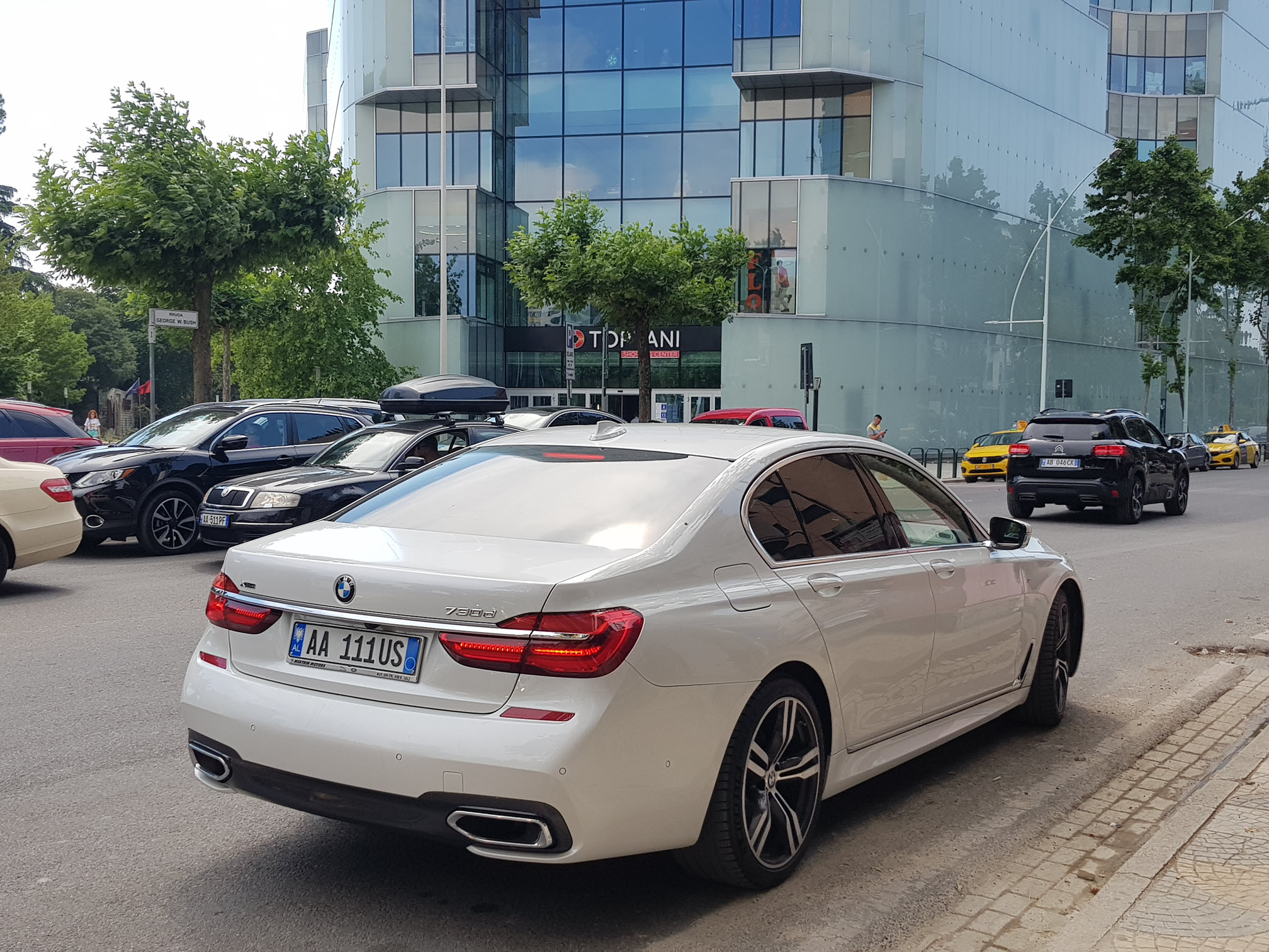 AA 111 US, BMW 7 Series 6th gen (G11/G12), 2015–2019