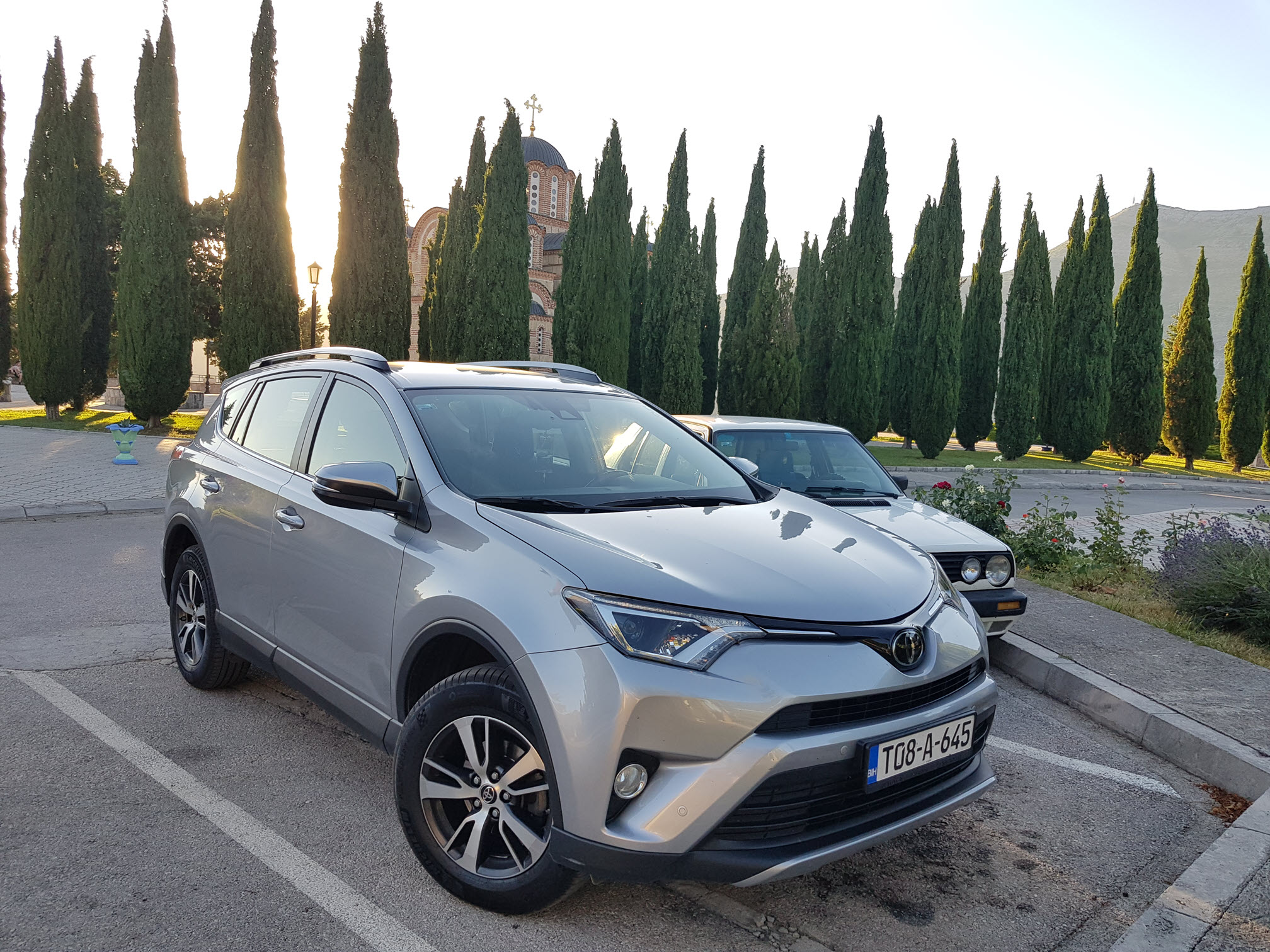 T08-A-645, Toyota RAV4 4th gen (XA40), facelift, 2015–2019