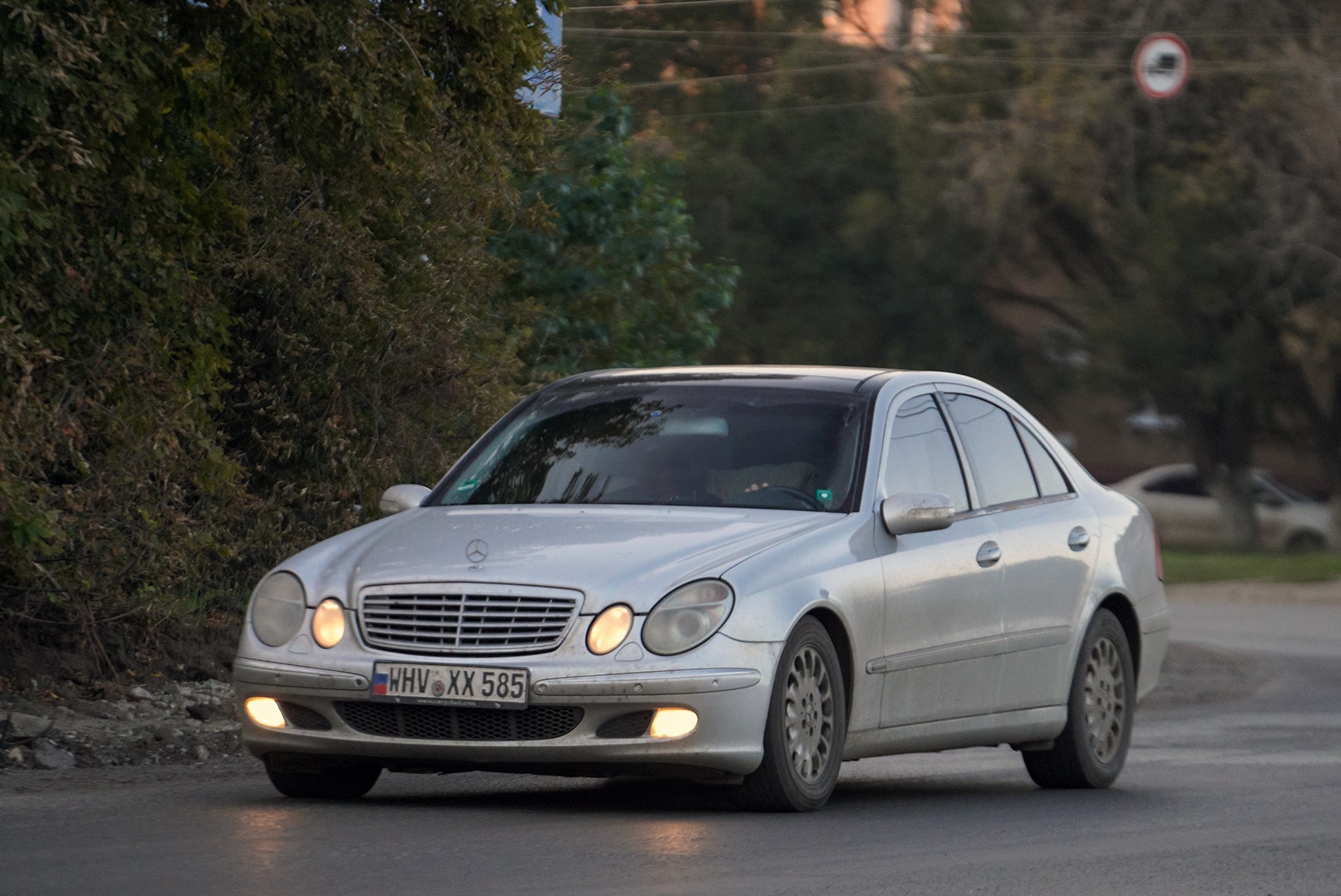 WHV XX 585, Mercedes-Benz E-Klasse 3rd gen Sedan (W211), 2002­–2009
