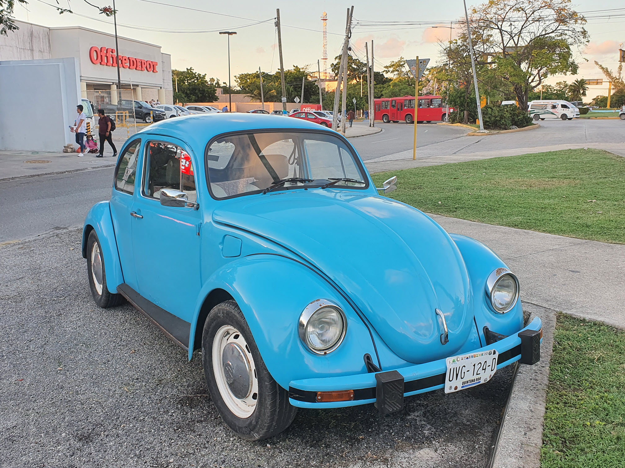 UVG-124-D, Volkswagen Beetle 1st gen Sedan (Type 1), 1938­–2003